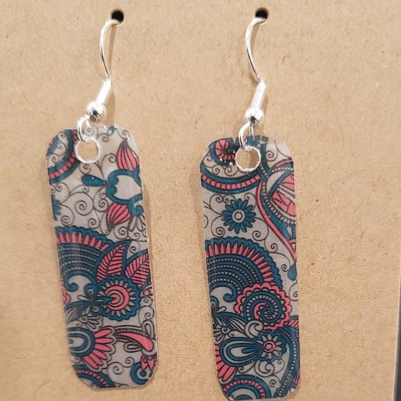 Hand Made By J Rae Lady and Leaves Earrings,  Style E 1061 - Picture 5 of 7